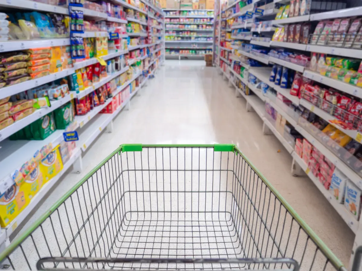 Kundvagnar och mänskligt beteende — en lördag på stormarknadsparkeringen i Ohio